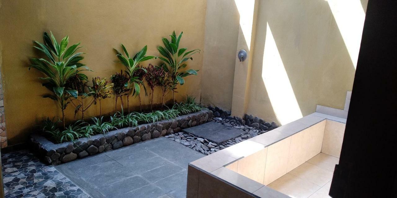 Dedik House Villa Ubud Eksteriør billede